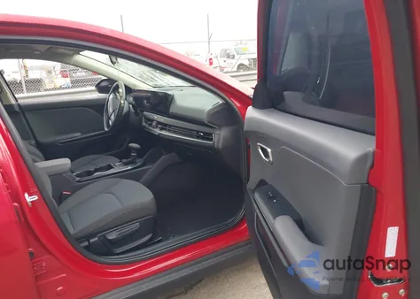 2025 Kia K4 Lxs from USA, damaged, VIN 3KPFT4DE7SE196558